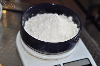美味的蔓越莓椰香饼干做法图解3)