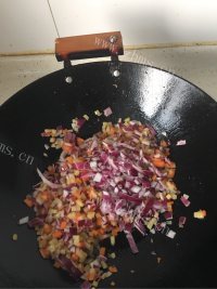 脆嫩可口的简易意大利面做法图解4)
