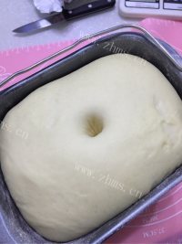 好吃的巧克力奶酪包做法图解3)