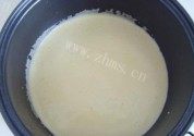 美味的自制电饭锅蛋糕做法图解8)