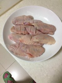 回味无穷的红烧鸡翅做法图解1)
