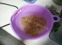 美味的凉拌海蜇做法图解2)