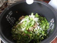 自己做的香菇猪肉饺子做法图解6)