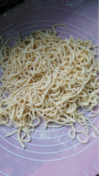 美味的手擀面做法图解6)