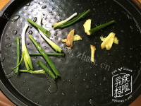 美味的生煎金线鱼做法图解6)