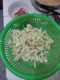 家常菜有机花菜炒肉片做法图解1)