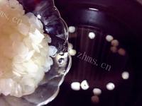 养颜的桃胶雪燕养颜糖水做法图解4)
