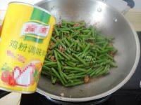 家常菜肉末炒豇豆