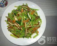 家常菜芹菜炒香干