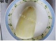 美味的老黄瓜种鸡蛋汤做法图解2)