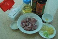 家常菜红烧排骨做法图解1)