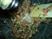 美味的鸡肉豆腐饼做法图解7)