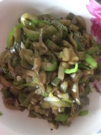家常菜素炒茄条