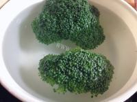 美味的鲍汁鹅掌做法图解14)