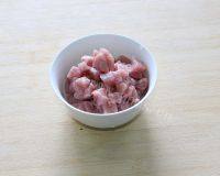 好吃的酱爆肉丁做法图解1)