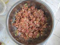 好吃的韭菜肉水饺做法图解2)
