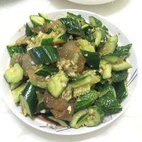 简单的海蜇拌黄瓜