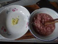 皮蛋瘦肉粥做法图解7)