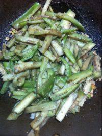 色味俱佳的肉末茄子做法图解9)