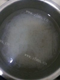 香喷喷的茄子炖粉条做法图解3)