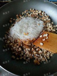 味道不错的韭菜盒子做法图解10)