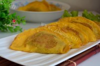 美味的鸡蛋饺做法图解7)