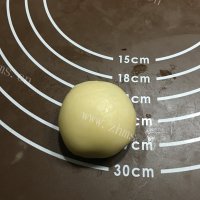 自制枣泥菊花酥做法图解21)