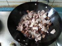 下饭的香菇炒肉片