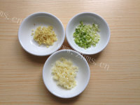 家常的蚝油蒜香茄盒做法图解2)
