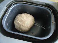 自制全麦面包做法图解5)