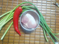 家常菜蒜苔炒肉片做法图解1)
