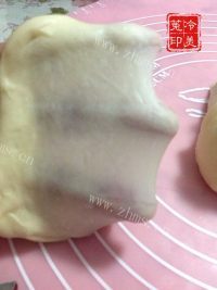 早餐吃乳酪面包做法图解5)