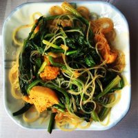 家常凉拌菠菜粉丝面筋做法图解15)