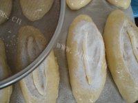 很有食欲的罗宋甜面包做法图解12)