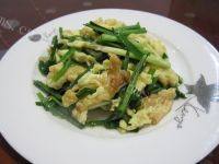 「家有大厨」韭菜炒鸡蛋做法图解8)