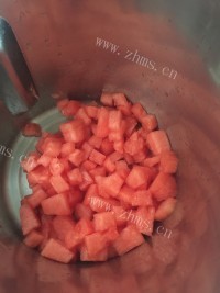回味无穷的西瓜西米露做法图解7)