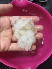椰子汁木瓜炖雪蛤做法图解1)