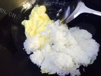 色泽鲜亮的蛋包饭做法图解7)