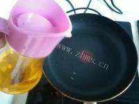 美味营养的鸡蛋煎饼做法图解5)