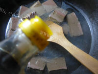 特色美食鸭血粉丝汤做法图解5)