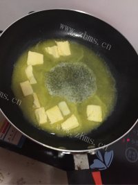 香飘十里的牛轧糖做法图解4)