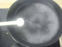 质嫩的素炒绿豆芽做法图解6)