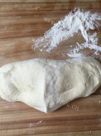 美味的白菜猪肉包子做法图解3)