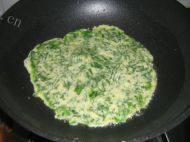 自己做的芹菜叶子饼做法图解6)