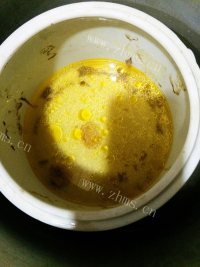 美味的老鸭汤做法图解8)