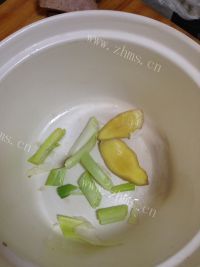 美味的什锦砂锅做法图解7)
