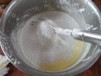 咸甜适中的轻乳酪蛋糕做法图解6)