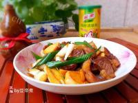 可口的茭白笋煸肉做法图解10)