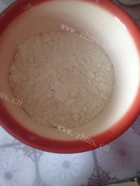 自制豆渣鸡蛋饼做法图解1)