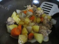 家常菜咖喱土豆鸡块做法图解6)